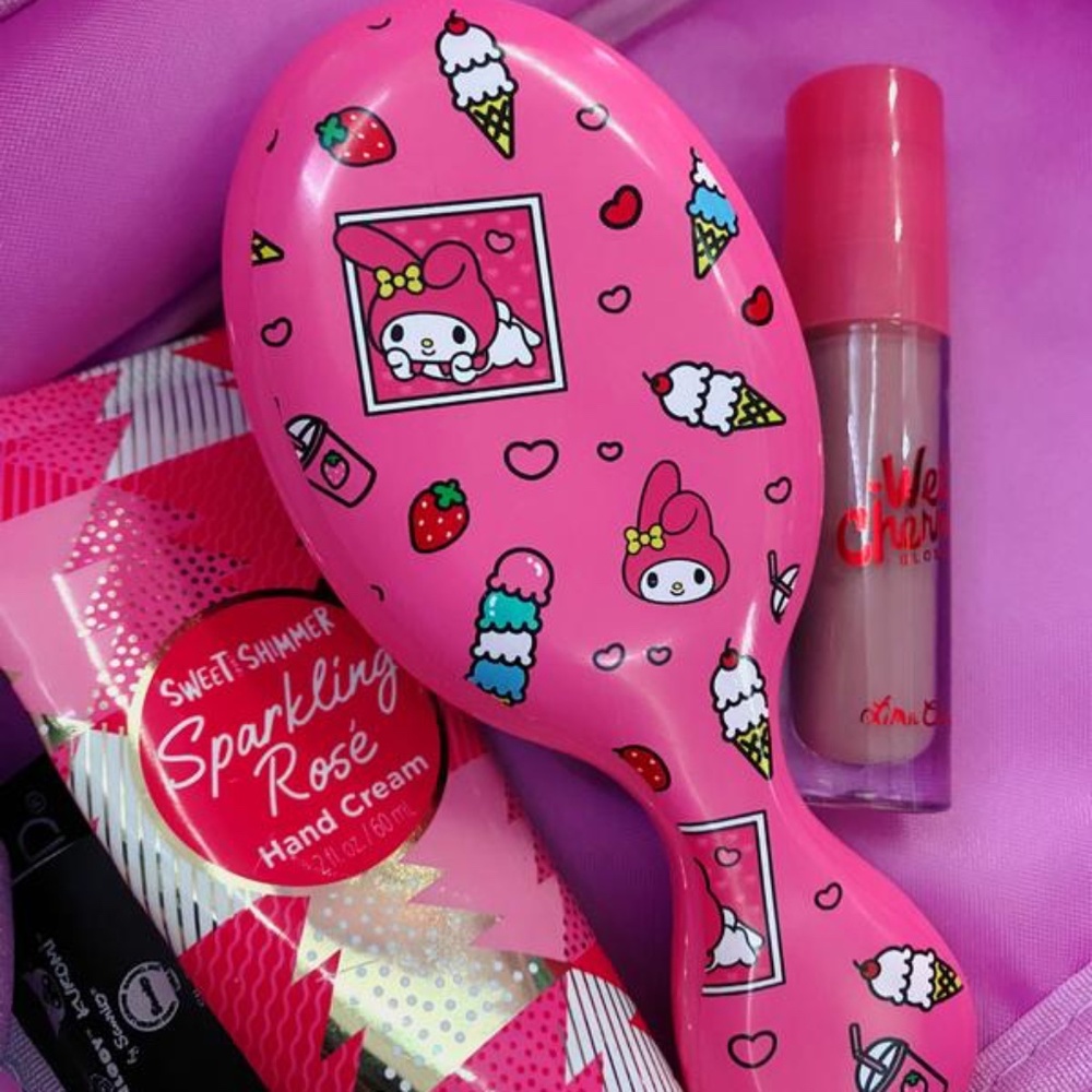 My Melody Limited Edition Treats Mini Detangler Wet Brush Hello Kitty